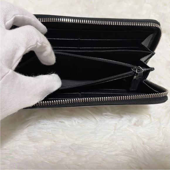 Yves Saint Laurent Black Wallet with Gold Accents - Picture 7 of 13